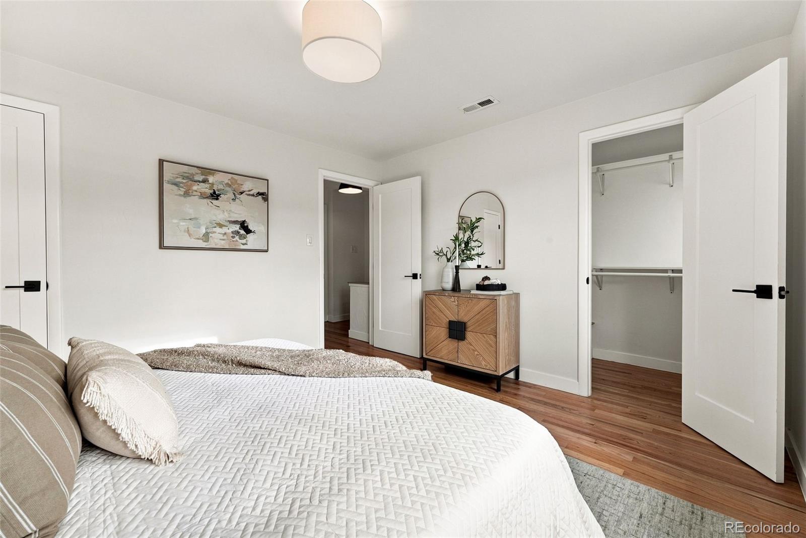 MLS Image #21 for 1364  ivanhoe street,denver, Colorado
