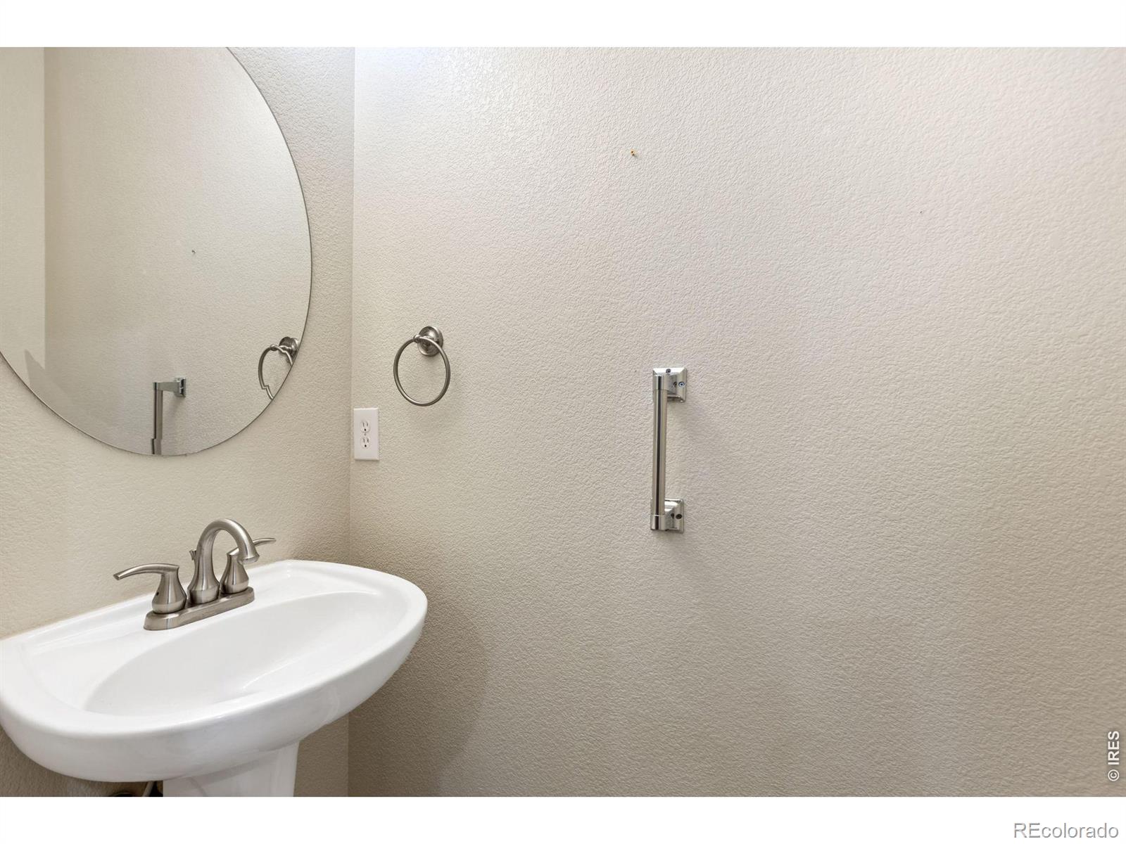 MLS Image #14 for 1114  crescent drive,windsor, Colorado