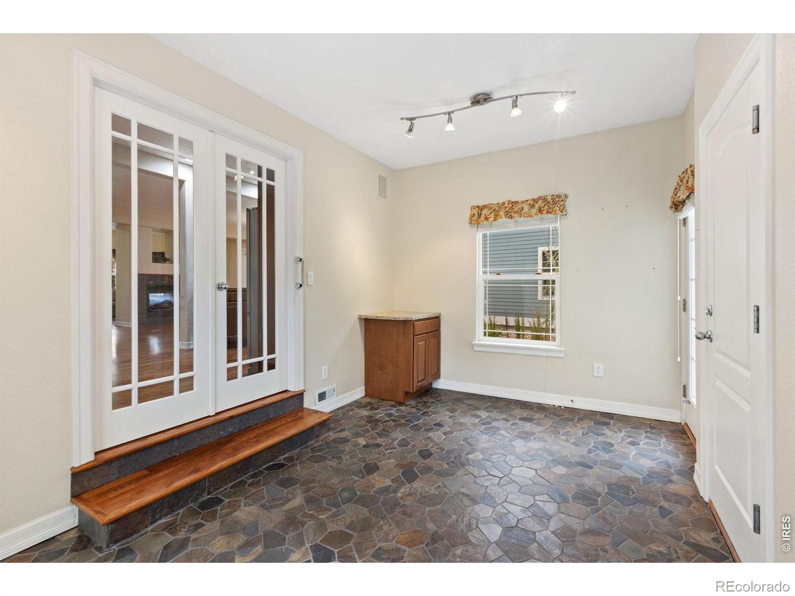 MLS Image #2 for 1114  crescent drive,windsor, Colorado
