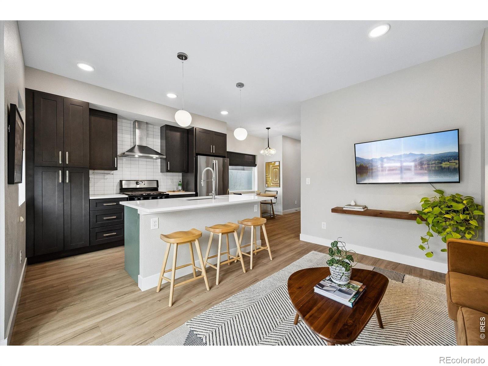 MLS Image #5 for 2816 w 53rd avenue,denver, Colorado