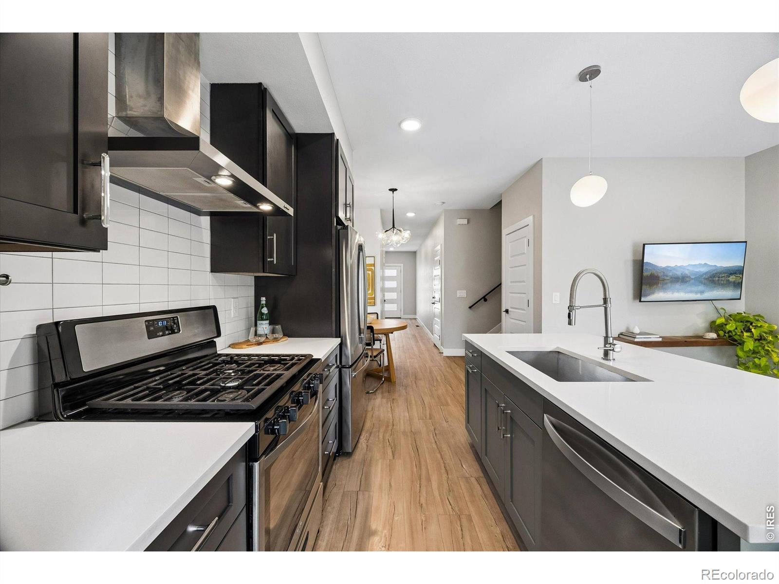 MLS Image #6 for 2816 w 53rd avenue,denver, Colorado