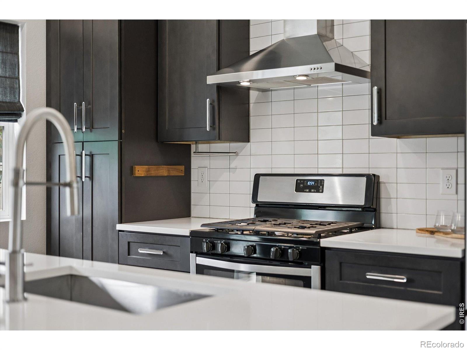 MLS Image #7 for 2816 w 53rd avenue,denver, Colorado