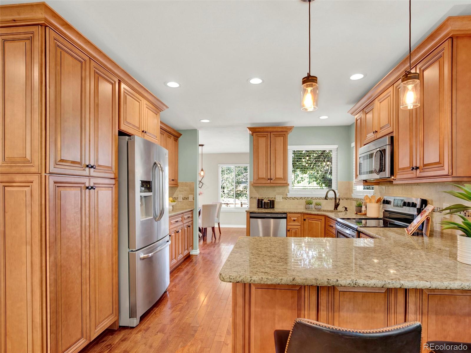 MLS Image #7 for 9199 w maryland place,denver, Colorado