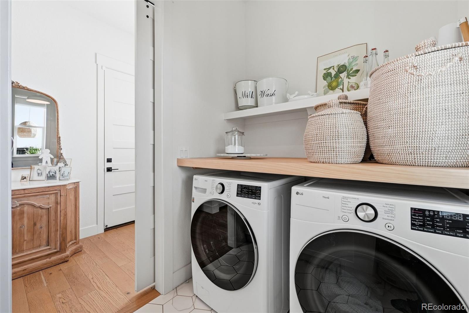 MLS Image #17 for 10110 e 63rd drive,denver, Colorado