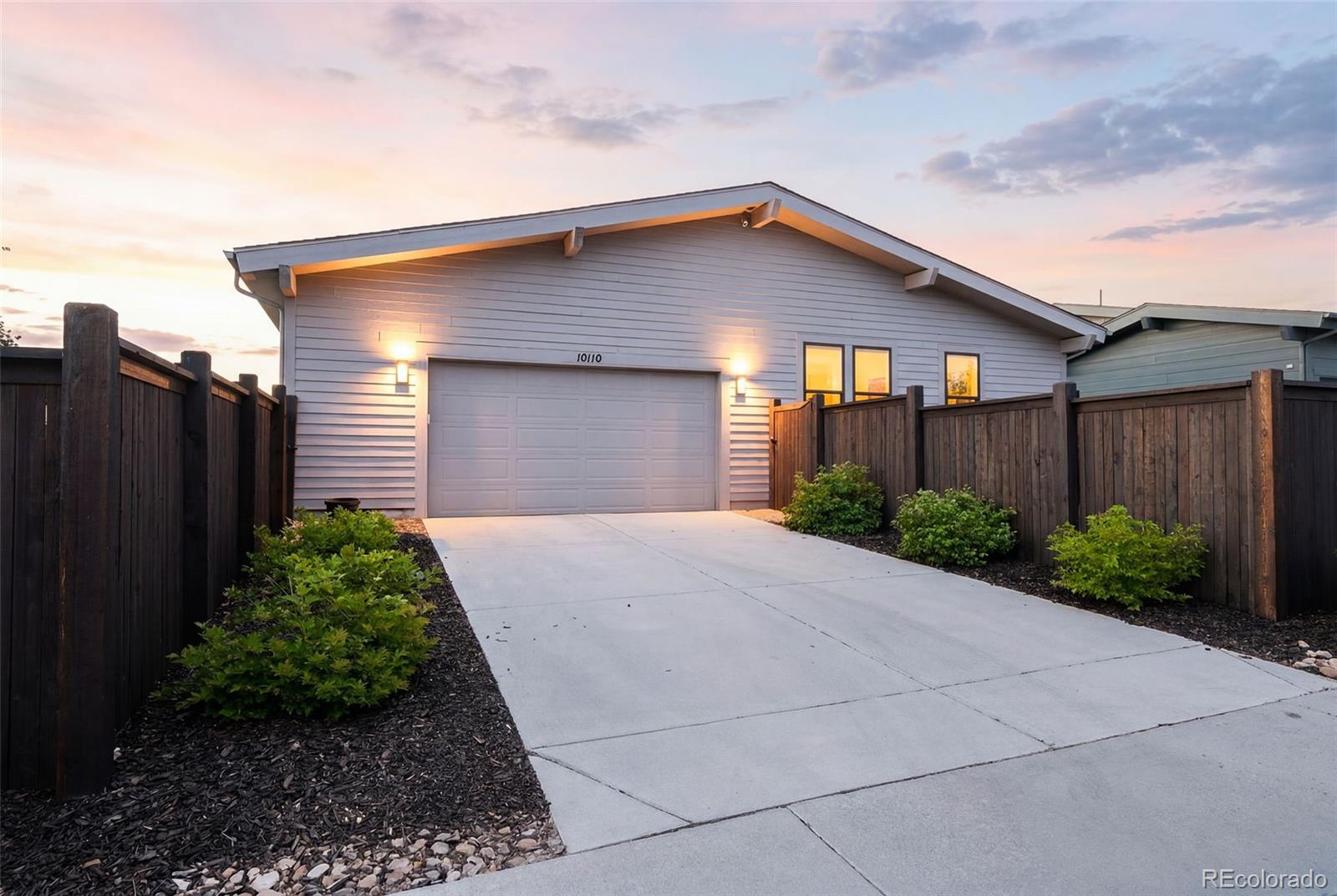 MLS Image #42 for 10110 e 63rd drive,denver, Colorado
