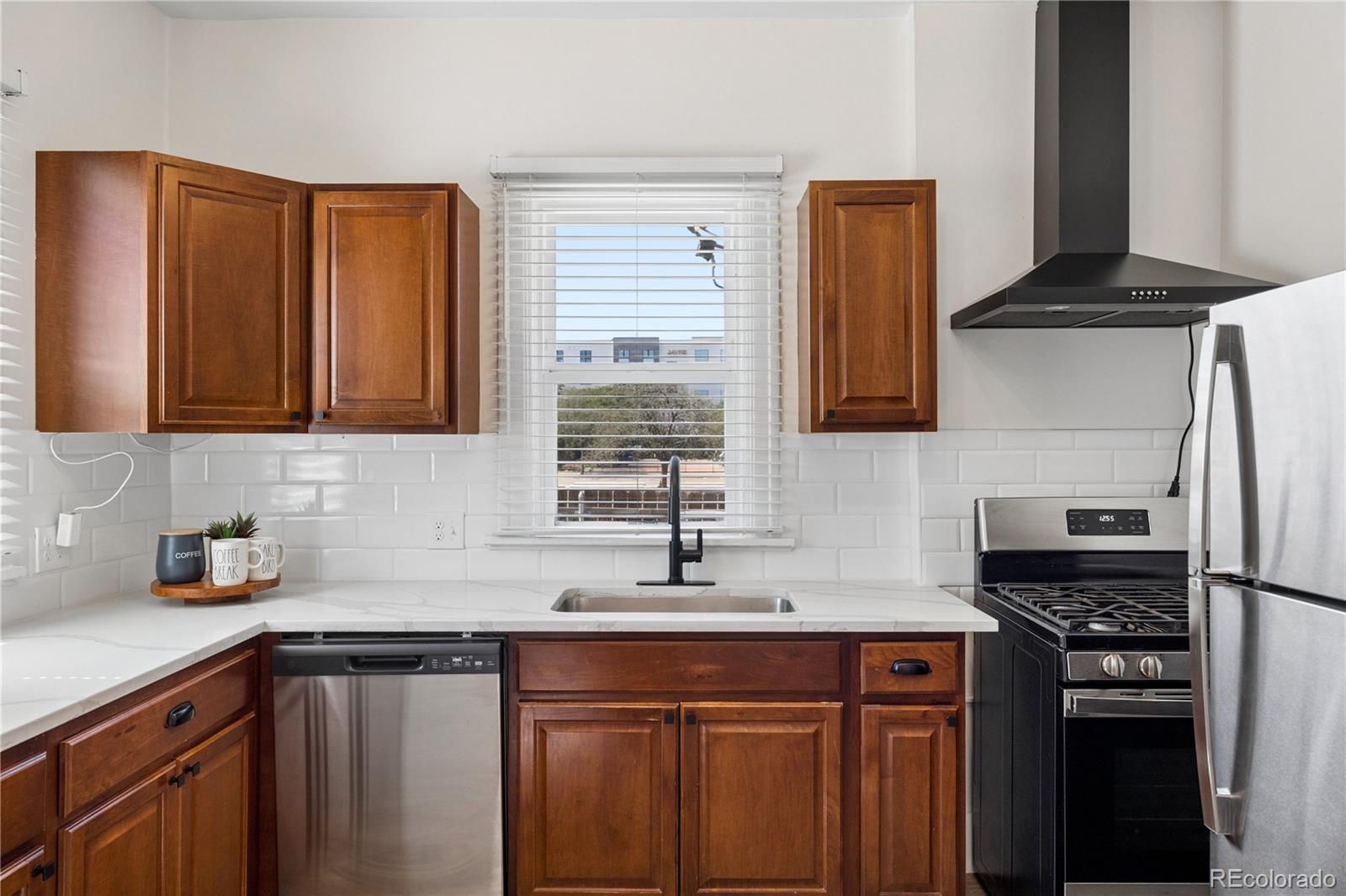 MLS Image #12 for 20 e 4th avenue,denver, Colorado