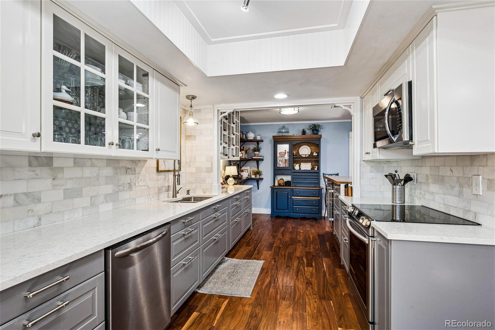 MLS Image #12 for 2770 s elmira street,denver, Colorado