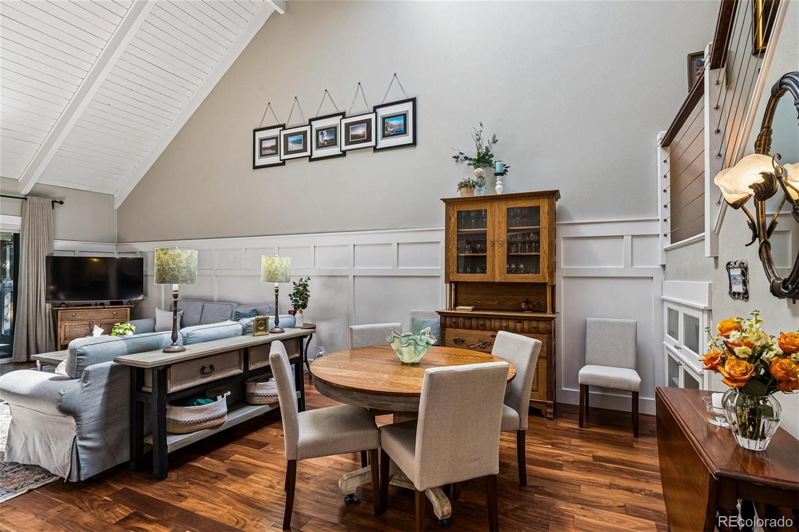 MLS Image #16 for 2770 s elmira street,denver, Colorado