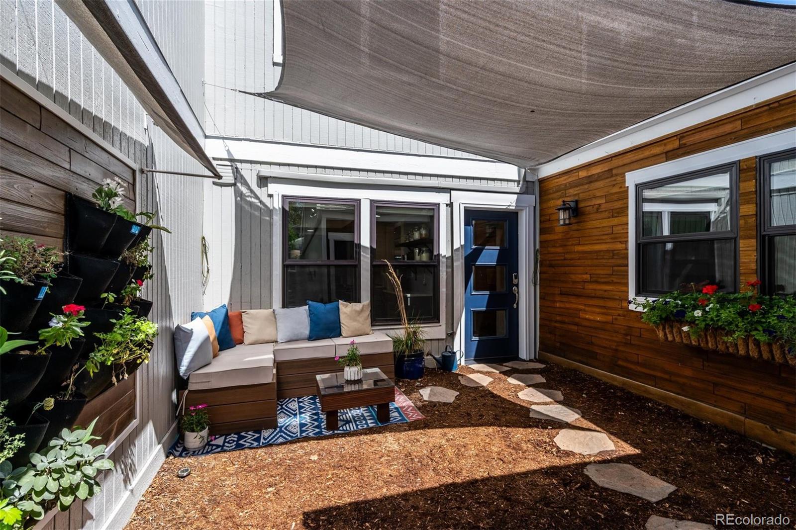 MLS Image #7 for 2770 s elmira street,denver, Colorado