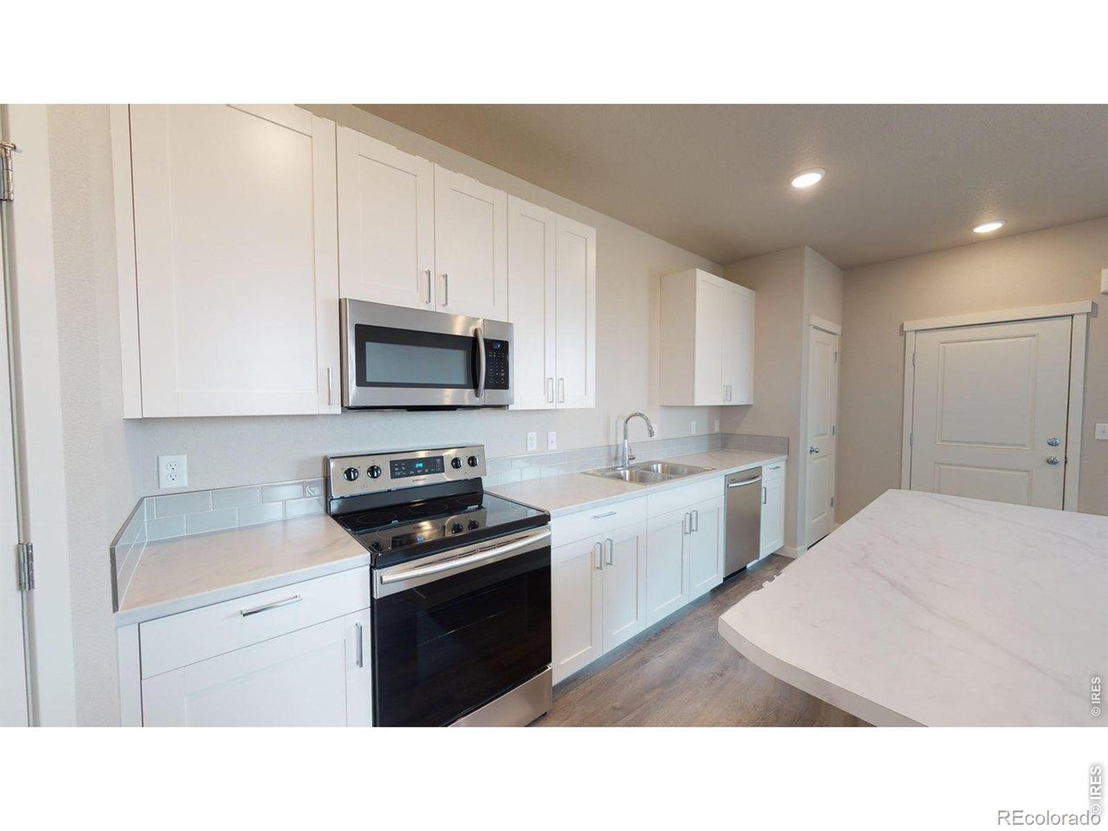 MLS Image #3 for 458  condor way,johnstown, Colorado