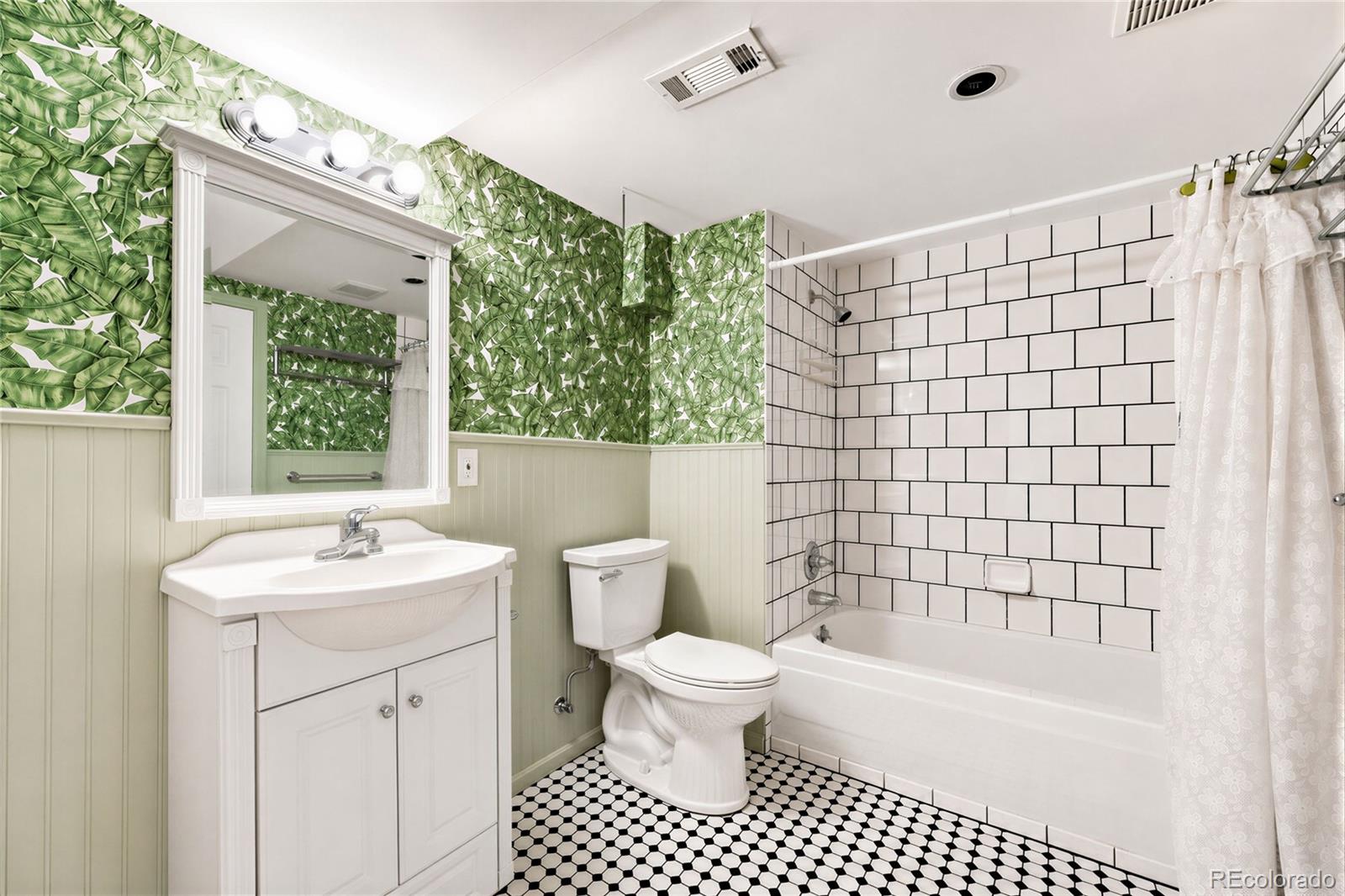 MLS Image #23 for 412 s balsam street,denver, Colorado