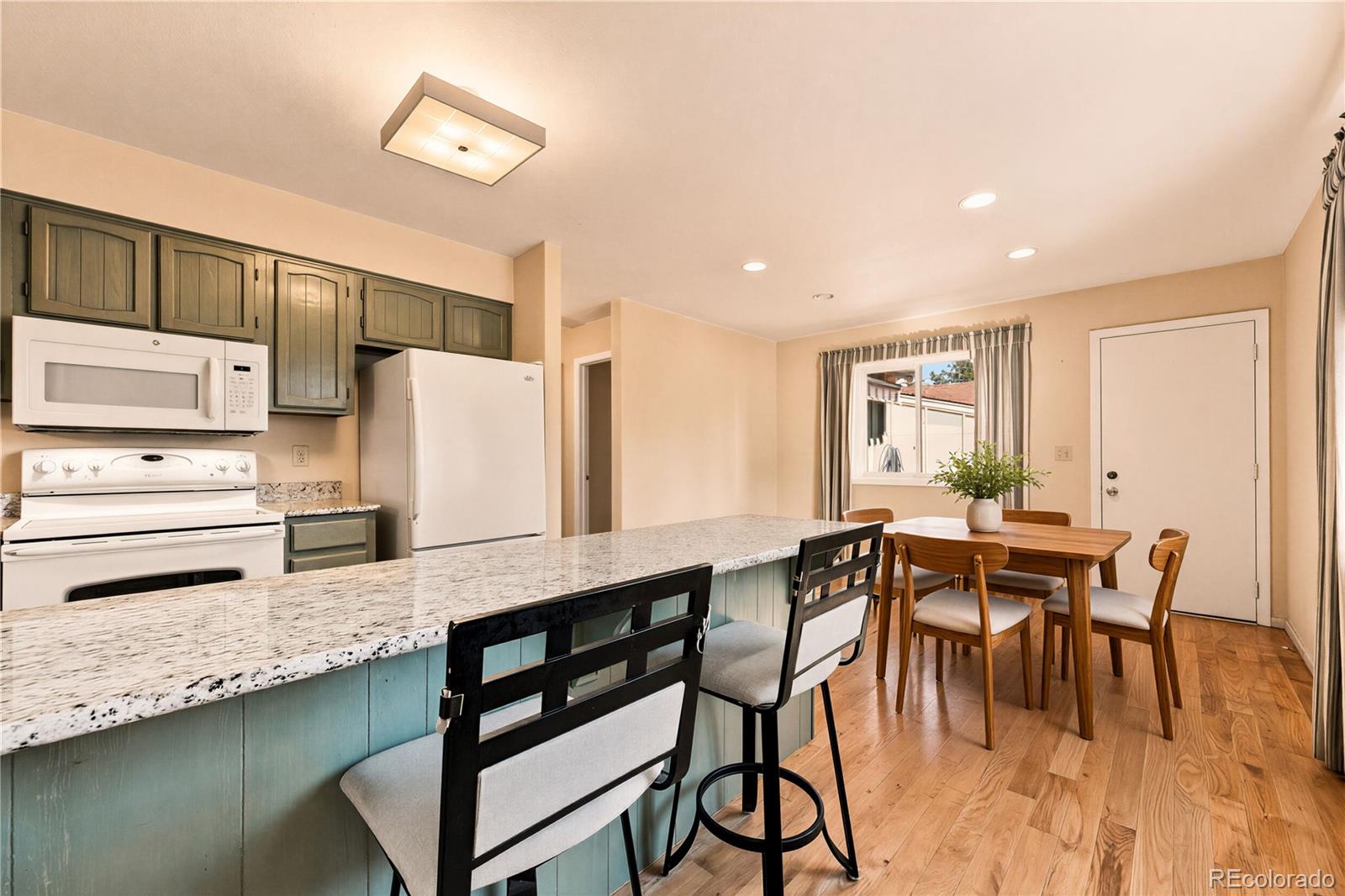 MLS Image #7 for 412 s balsam street,denver, Colorado