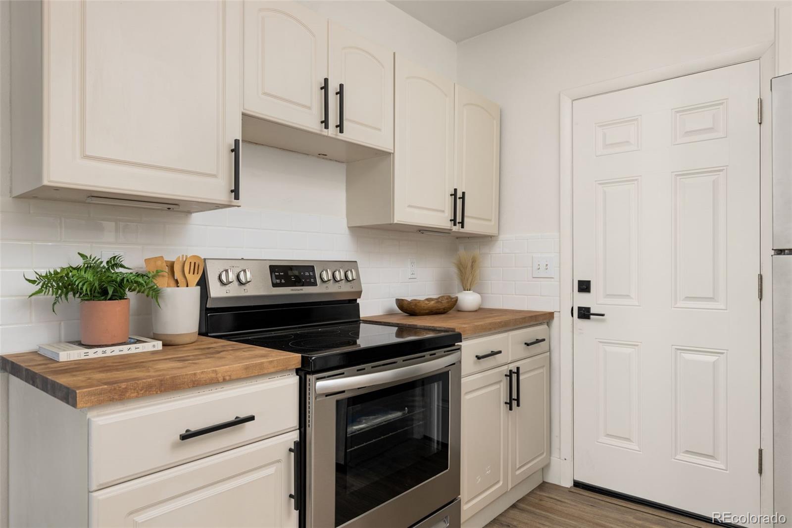 MLS Image #11 for 7467 w us highway 34 ,loveland, Colorado