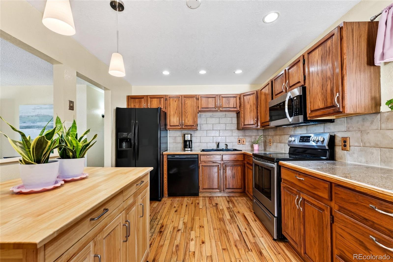 MLS Image #3 for 11901  gaylord way,northglenn, Colorado