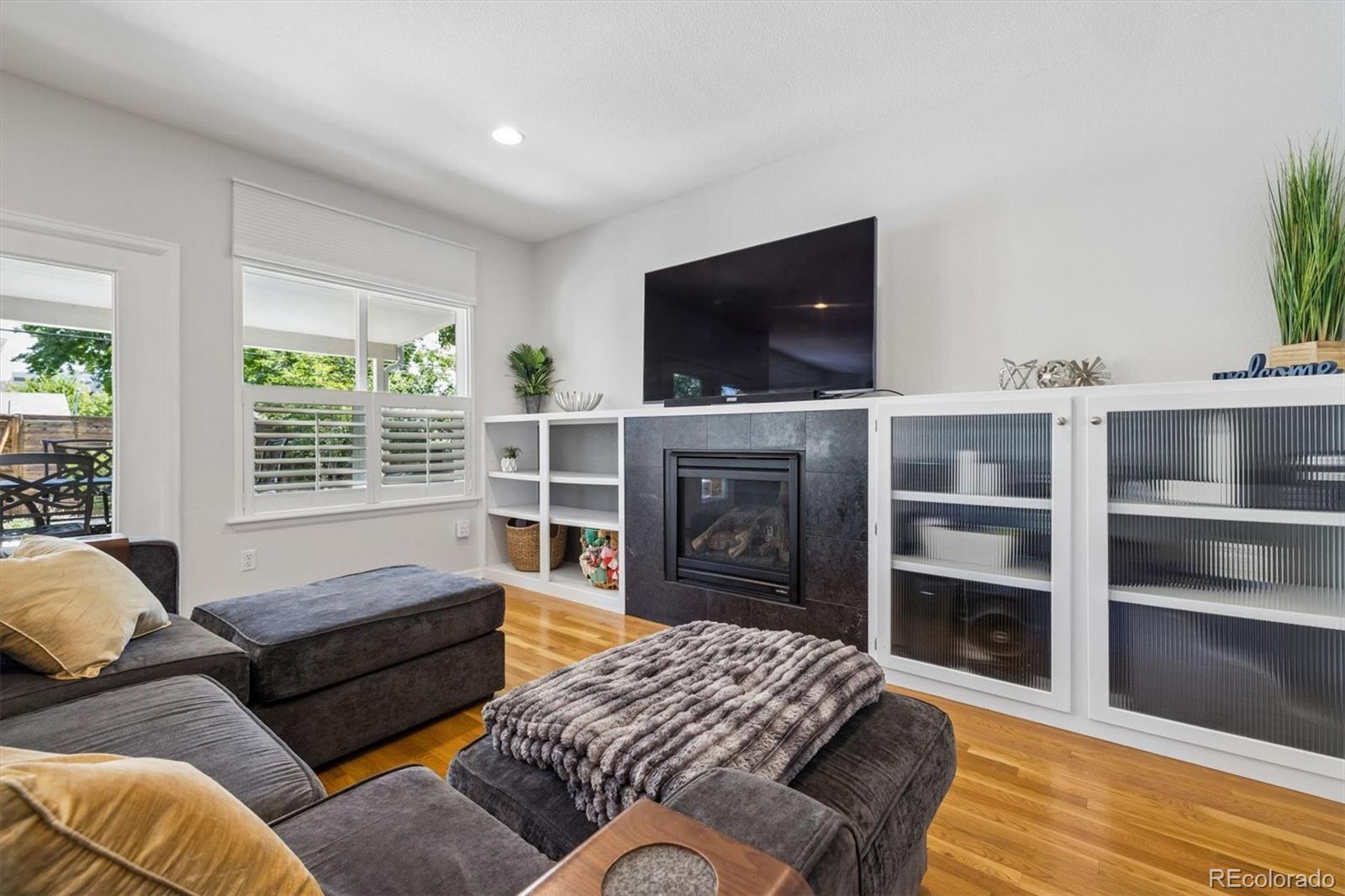 MLS Image #16 for 902 s leyden street,denver, Colorado