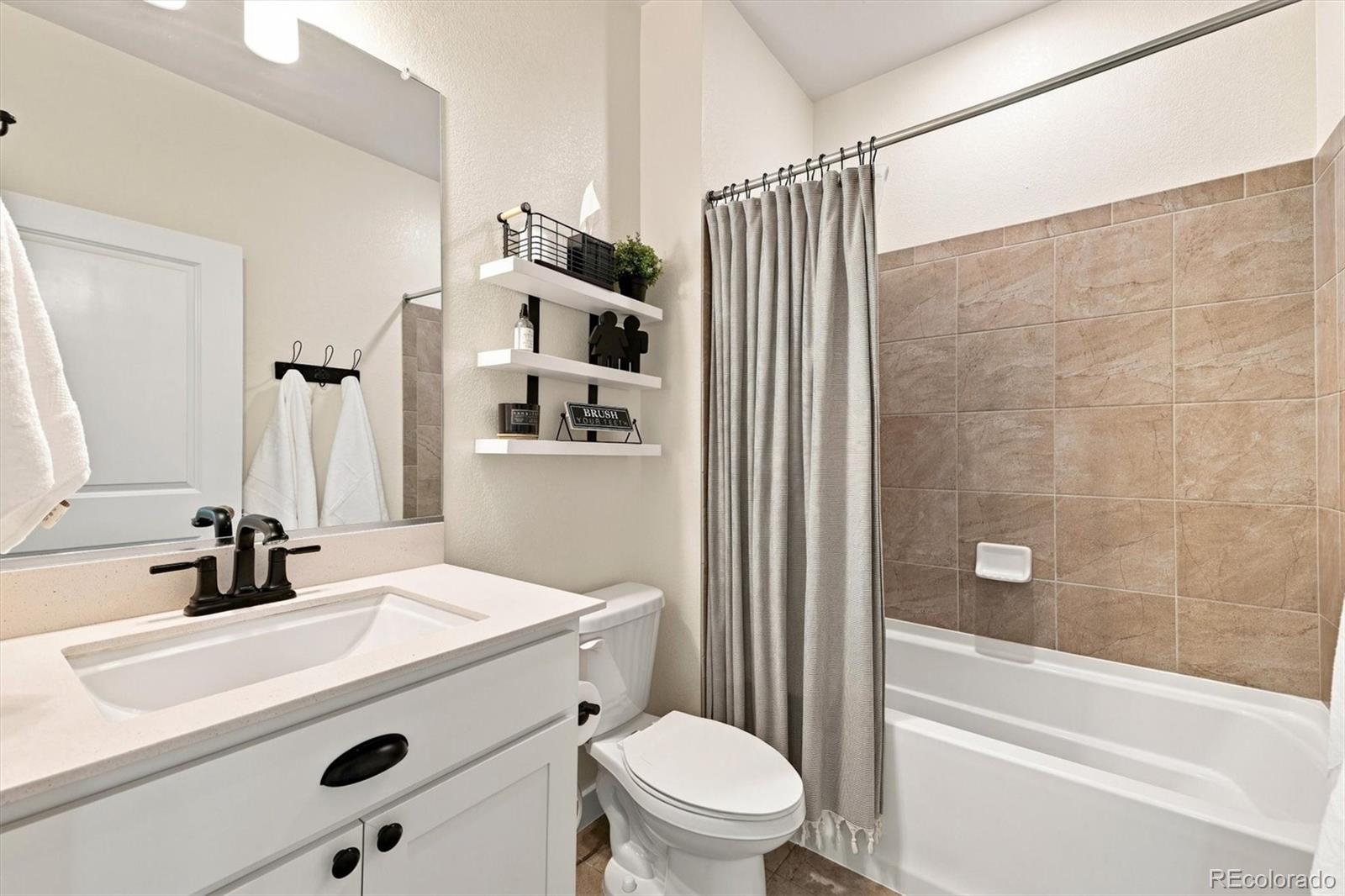 MLS Image #15 for 15732  syracuse court,thornton, Colorado