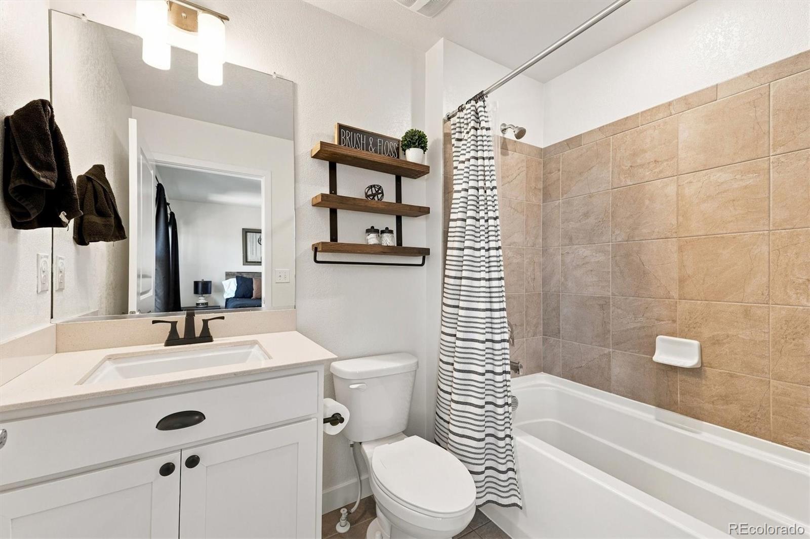 MLS Image #30 for 15732  syracuse court,thornton, Colorado