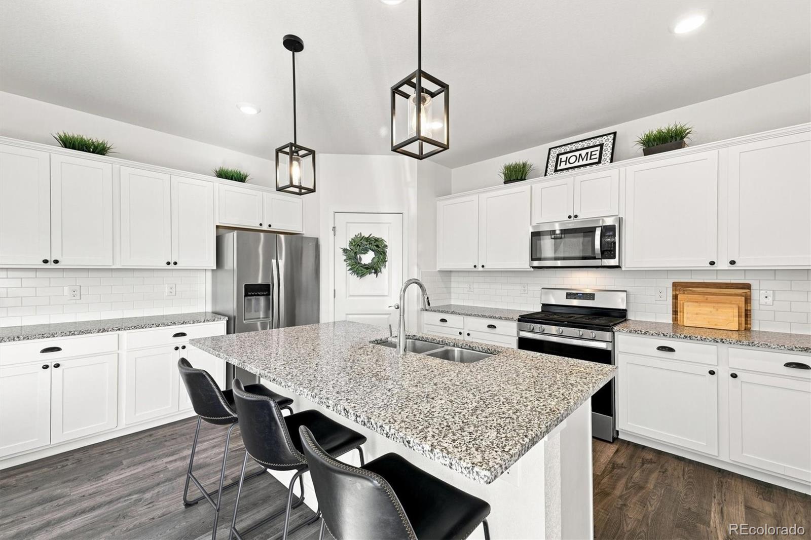 MLS Image #4 for 15732  syracuse court,thornton, Colorado