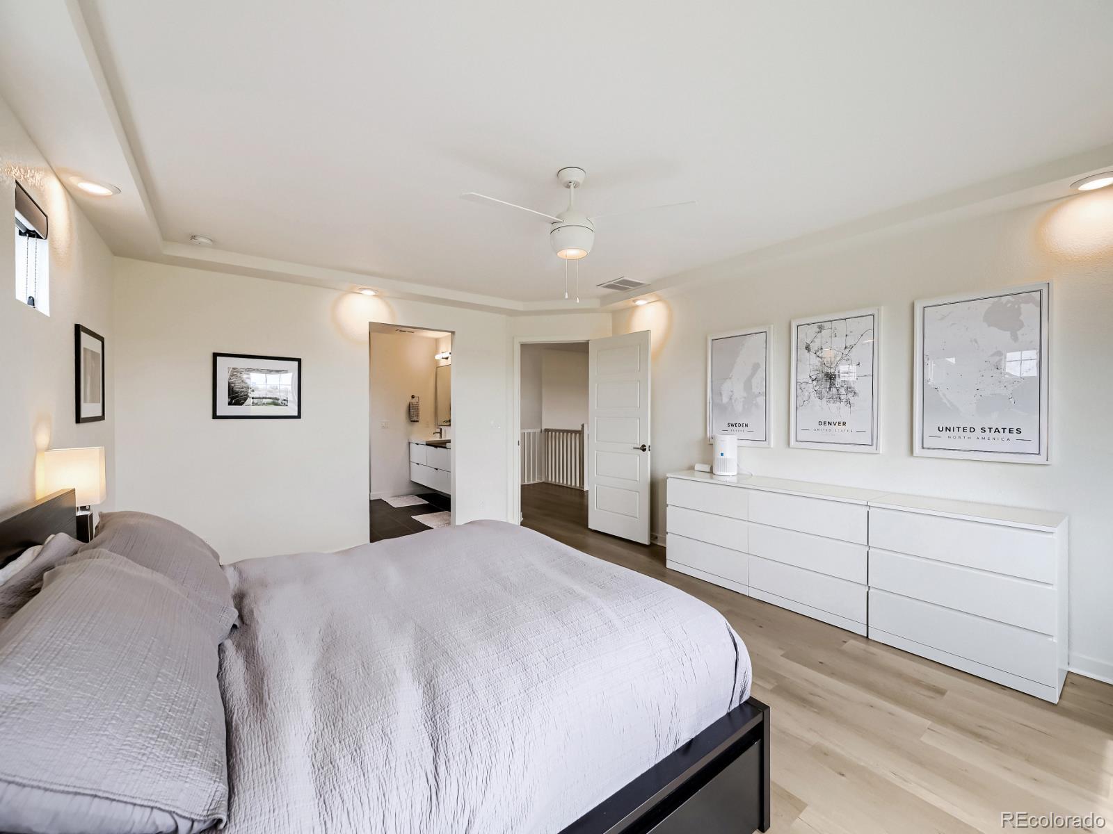 MLS Image #14 for 20558 e 49th drive,denver, Colorado