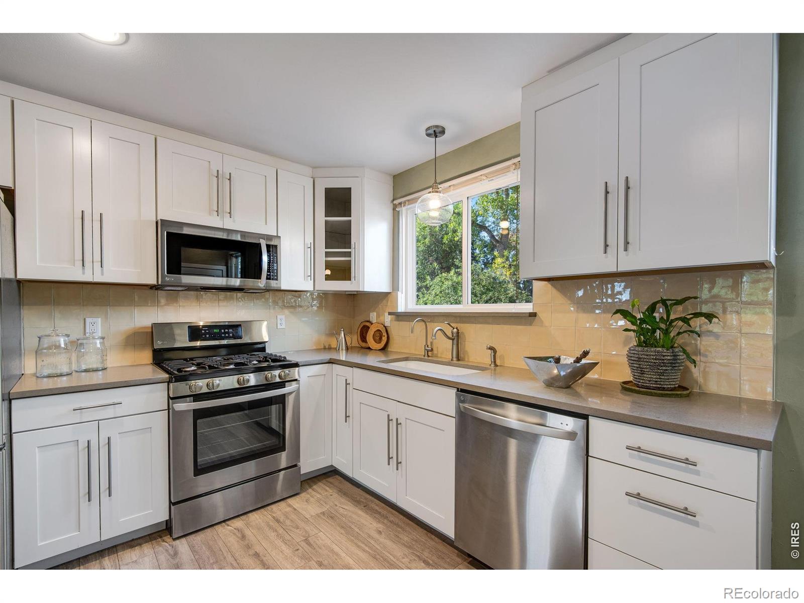 MLS Image #15 for 7618  aberdeen way,boulder, Colorado