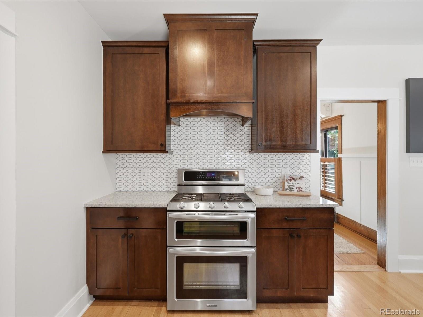 MLS Image #15 for 2307  grape street,denver, Colorado