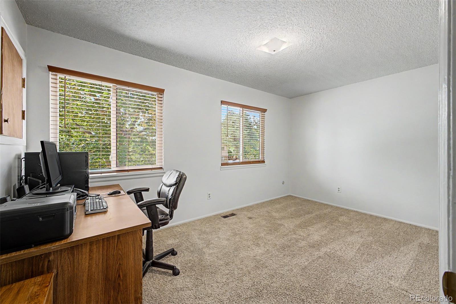 MLS Image #7 for 914 s macon street,aurora, Colorado