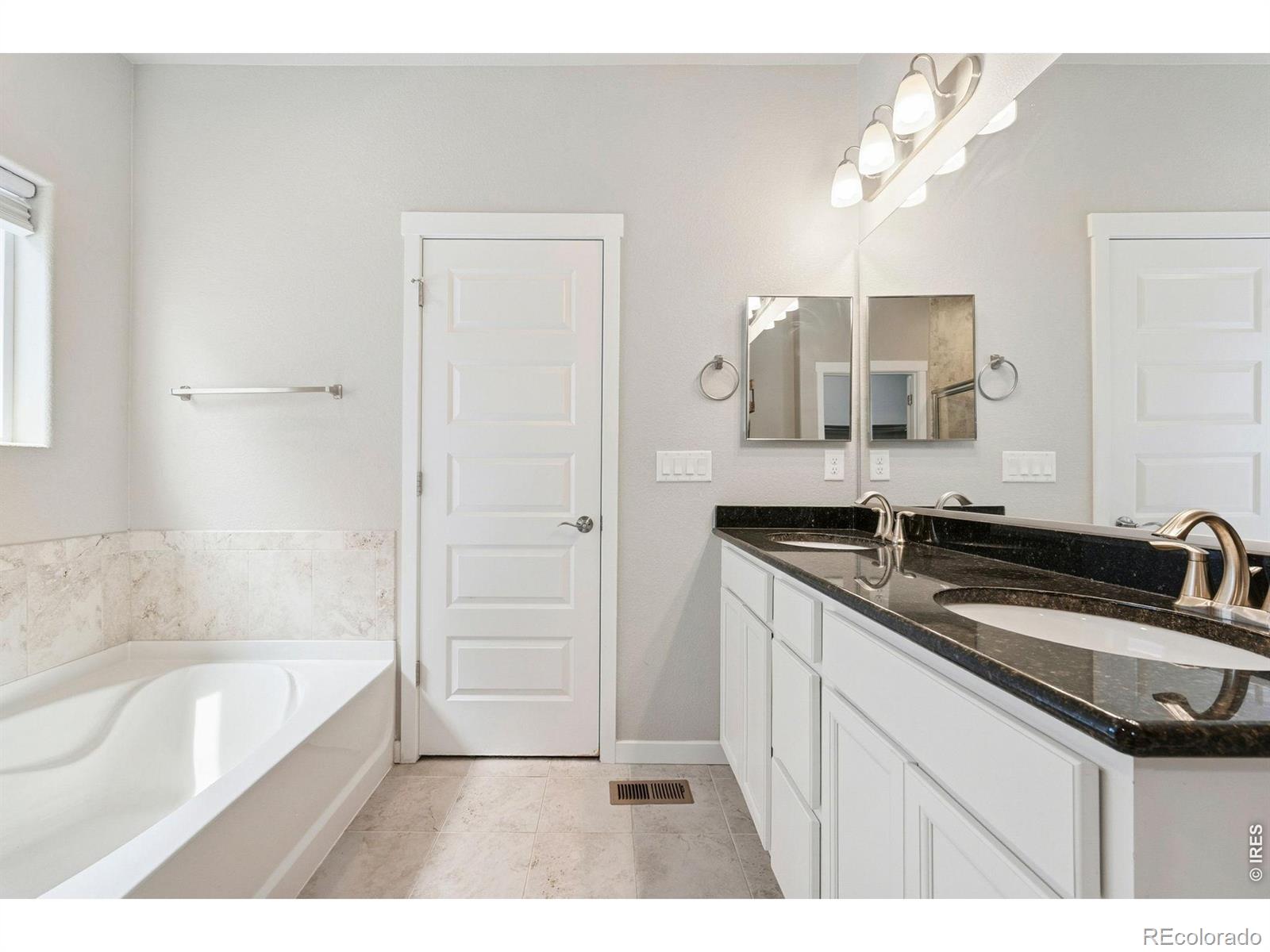 MLS Image #11 for 1323  86th avenue,greeley, Colorado