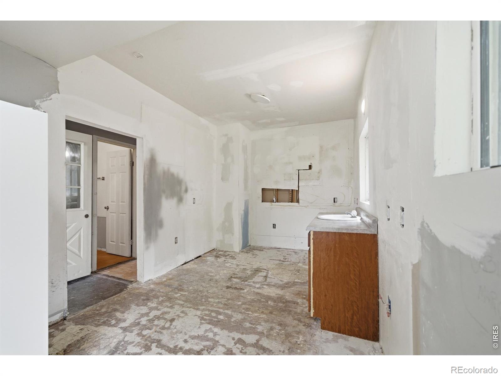 MLS Image #11 for 817  whedbee street,fort collins, Colorado