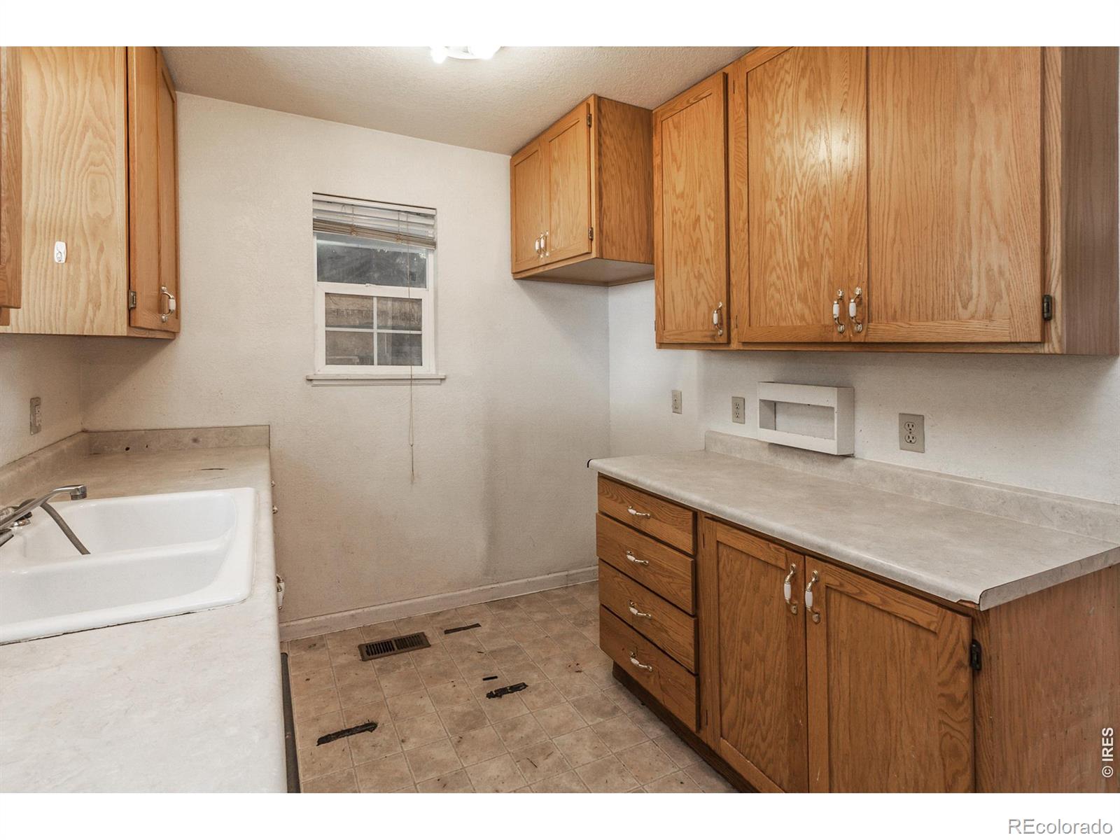MLS Image #35 for 817  whedbee street,fort collins, Colorado
