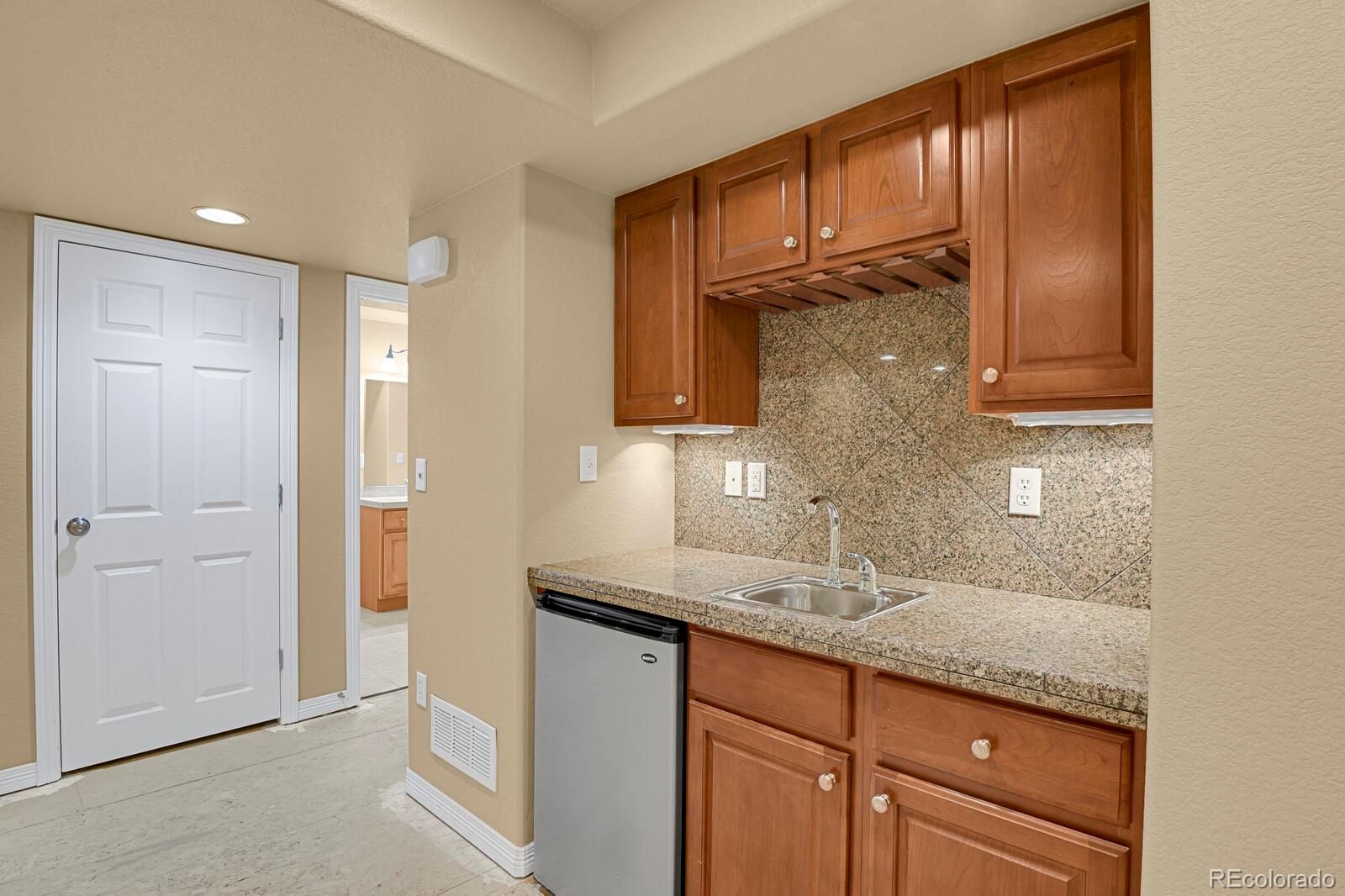 MLS Image #34 for 18129 e caley circle,aurora, Colorado
