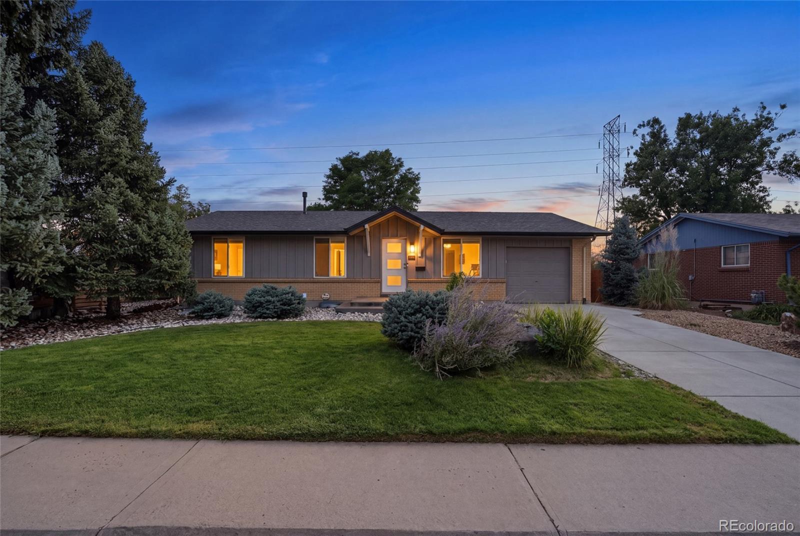 MLS Image #0 for 1461 s magnolia way,denver, Colorado