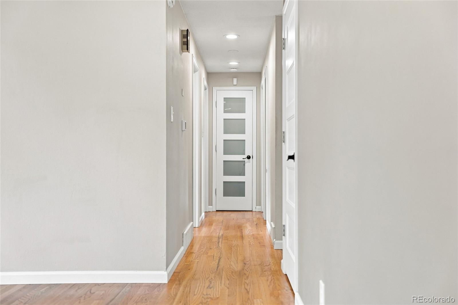 MLS Image #11 for 1461 s magnolia way,denver, Colorado