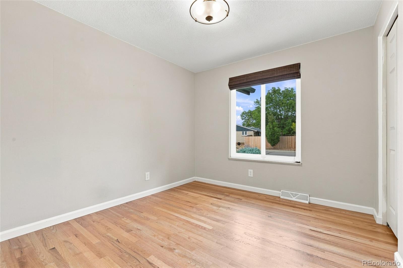 MLS Image #13 for 1461 s magnolia way,denver, Colorado