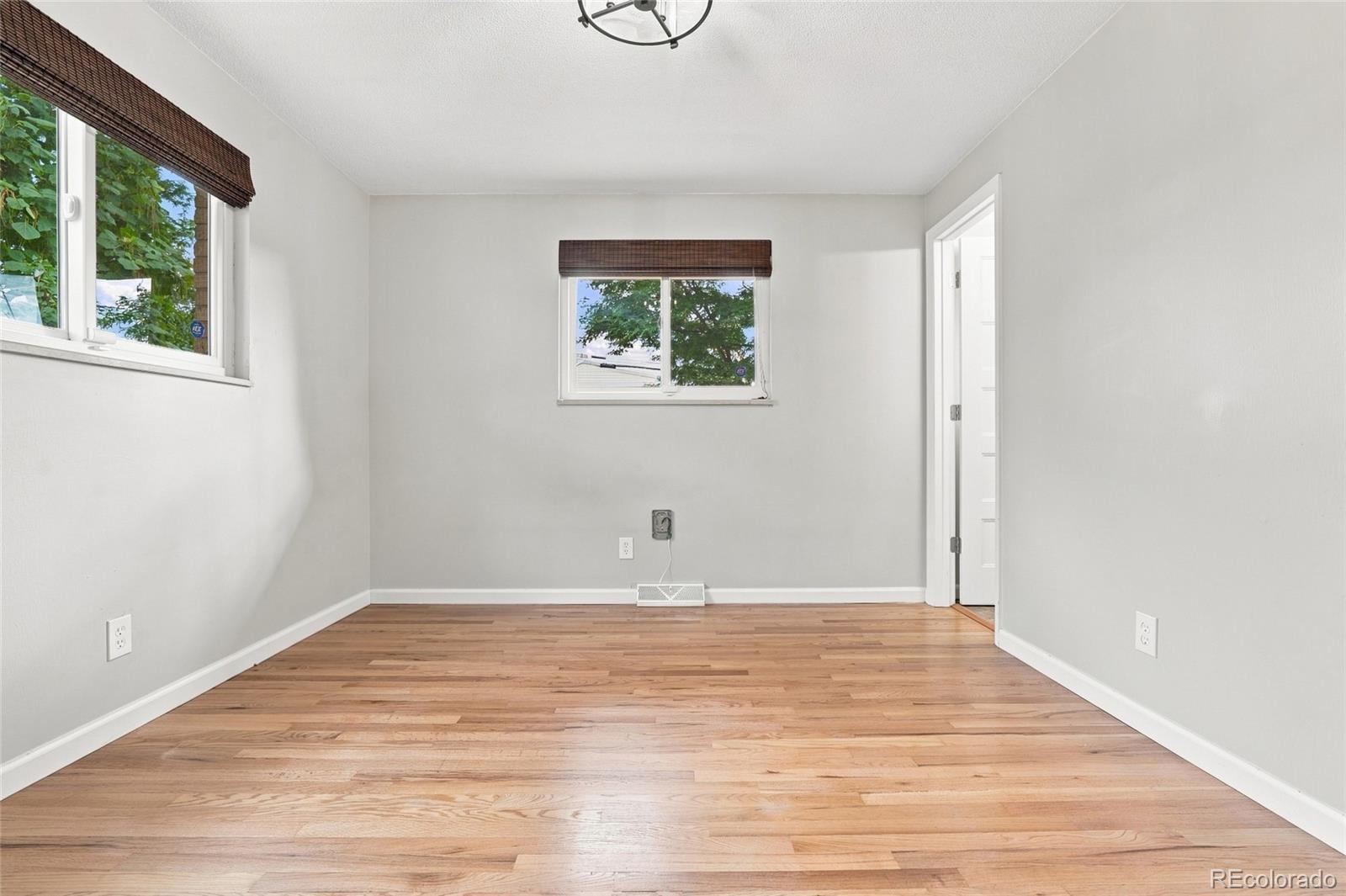 MLS Image #17 for 1461 s magnolia way,denver, Colorado