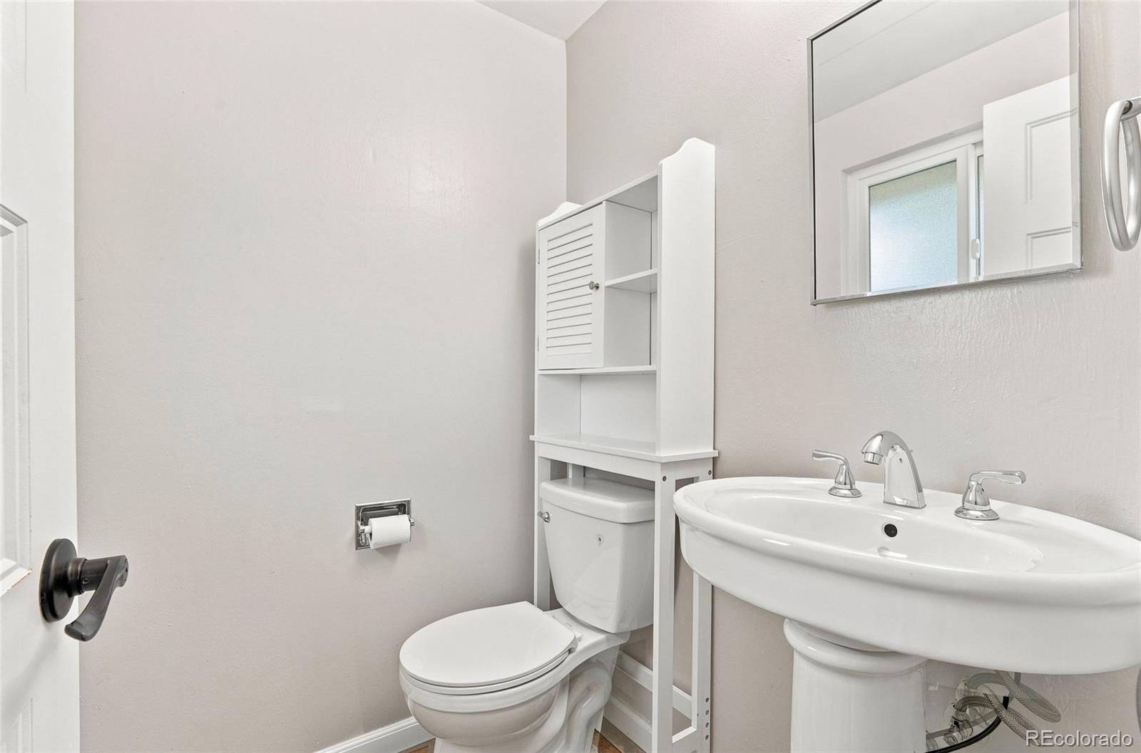 MLS Image #18 for 1461 s magnolia way,denver, Colorado