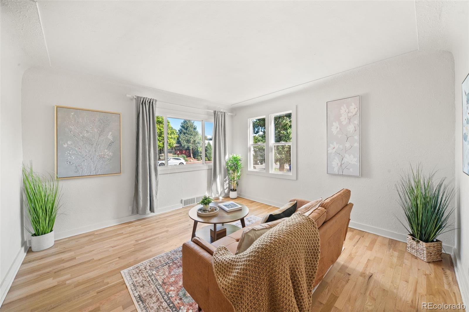 MLS Image #4 for 4515 s delaware street,englewood, Colorado