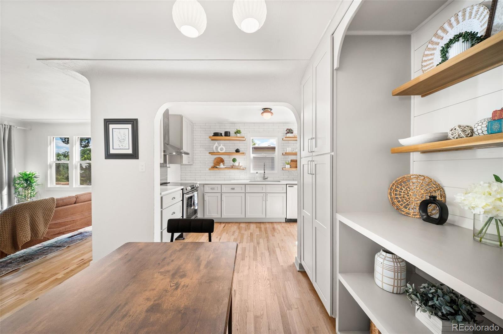 MLS Image #9 for 4515 s delaware street,englewood, Colorado