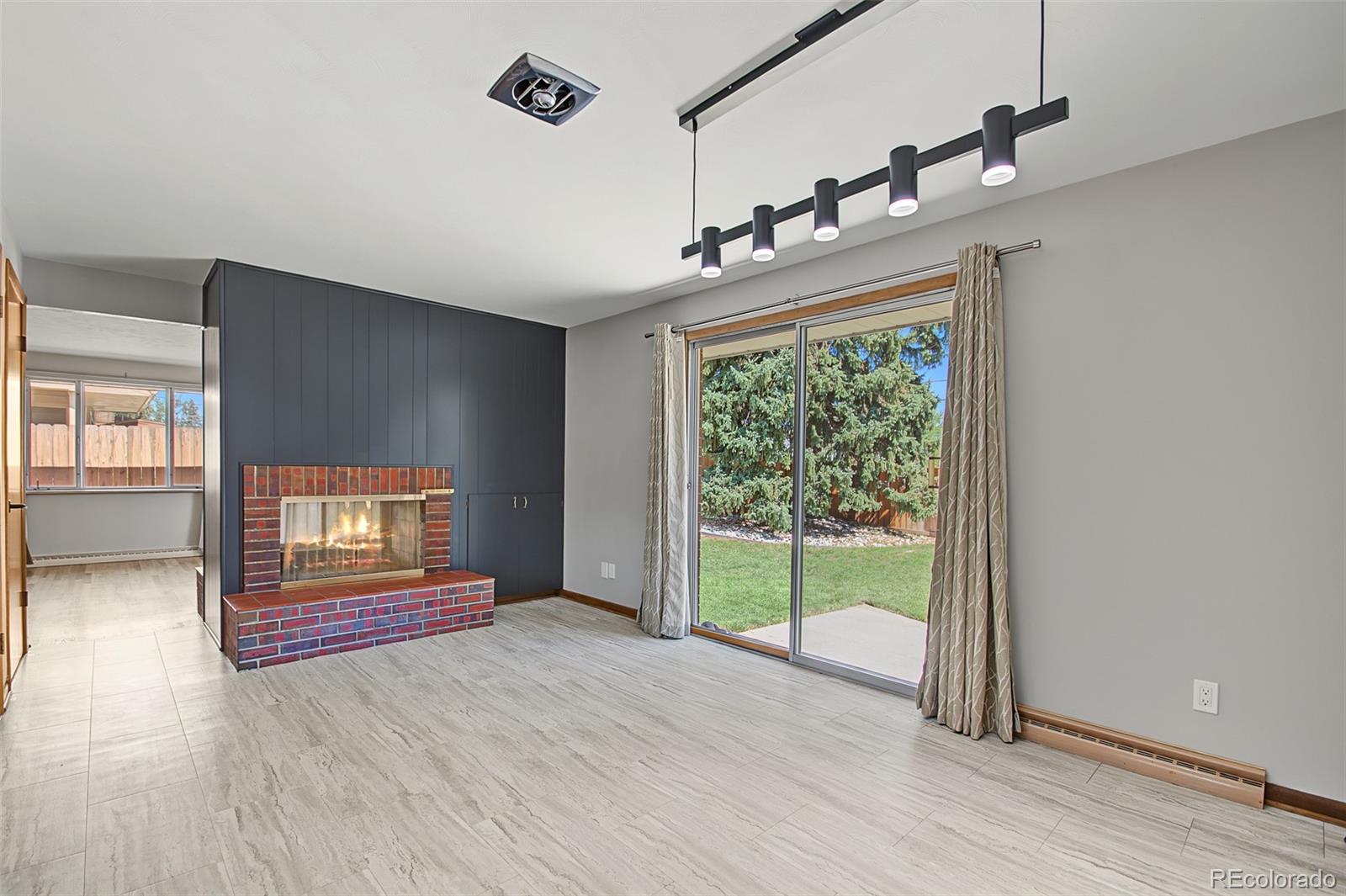 MLS Image #10 for 2408 s utica street,denver, Colorado