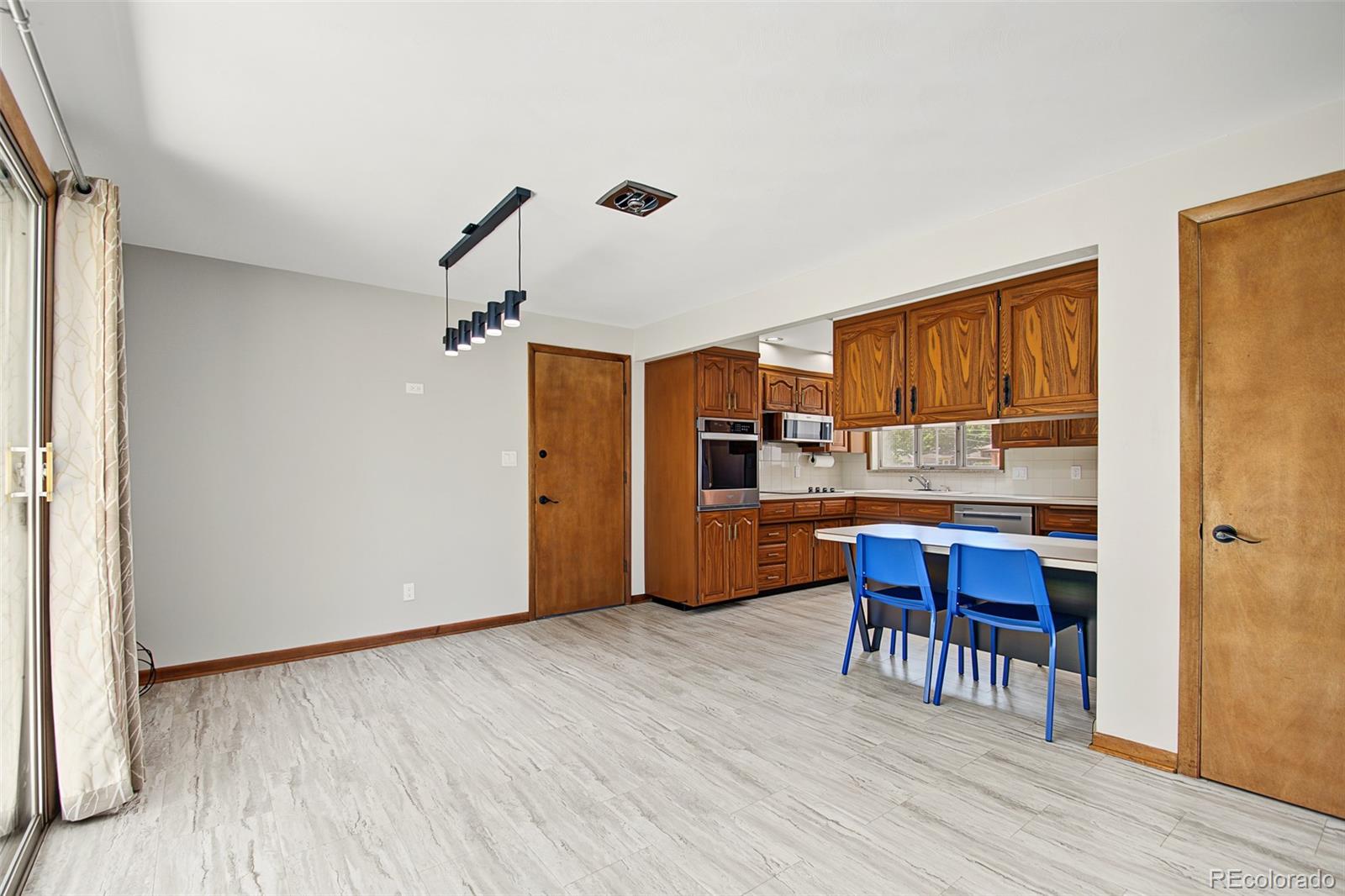MLS Image #12 for 2408 s utica street,denver, Colorado