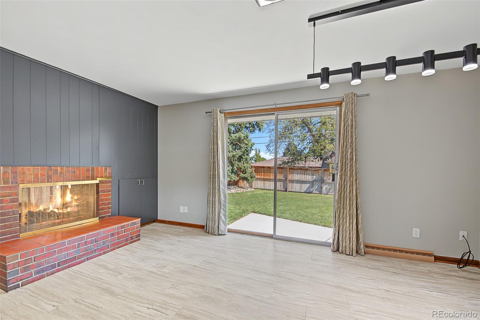 MLS Image #13 for 2408 s utica street,denver, Colorado