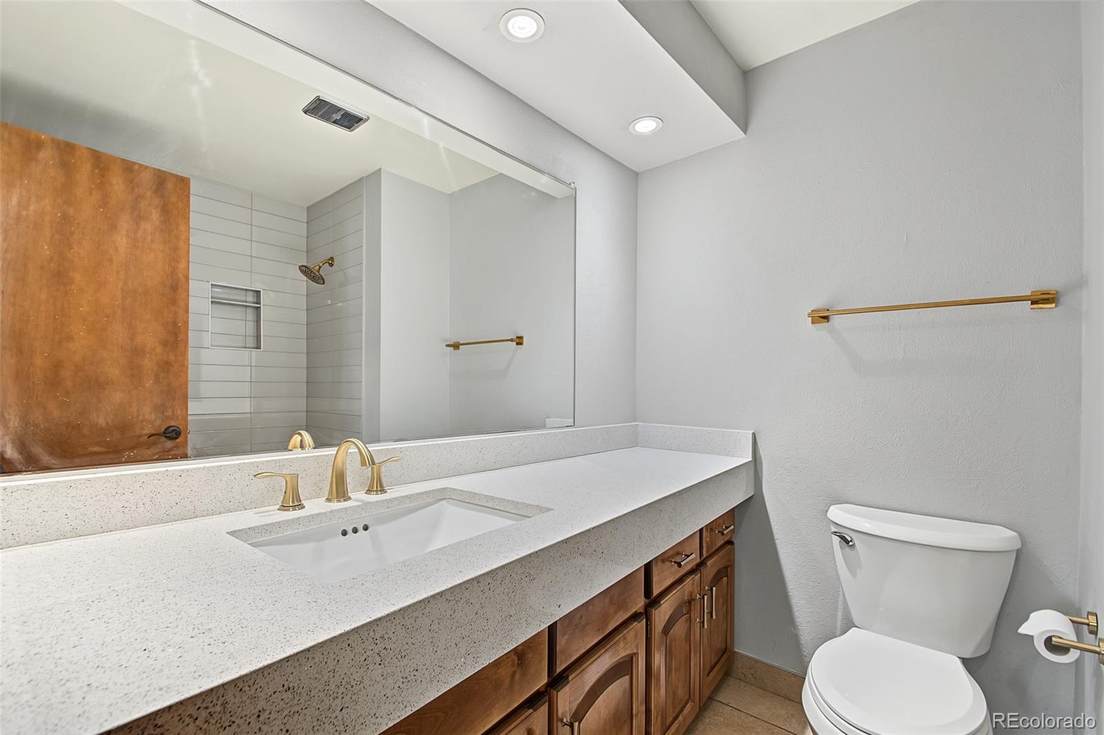 MLS Image #21 for 2408 s utica street,denver, Colorado