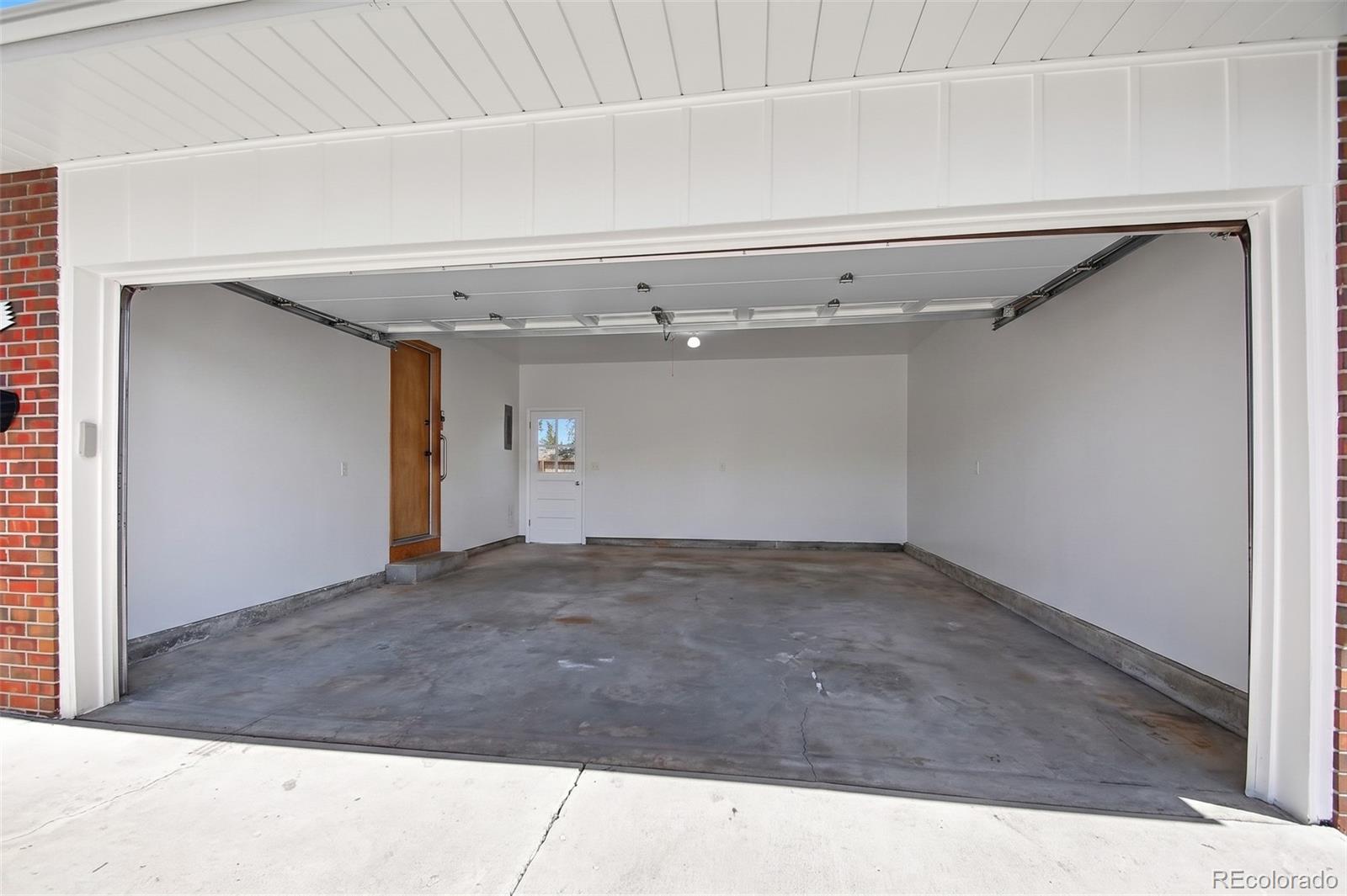 MLS Image #41 for 2408 s utica street,denver, Colorado