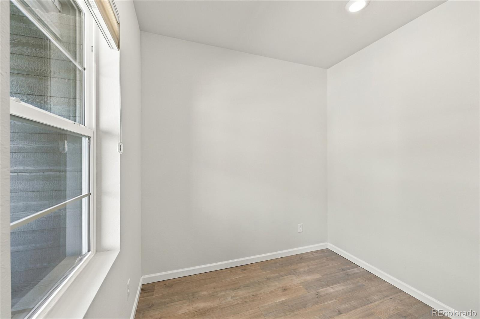 MLS Image #17 for 8806  fraser river loop,littleton, Colorado
