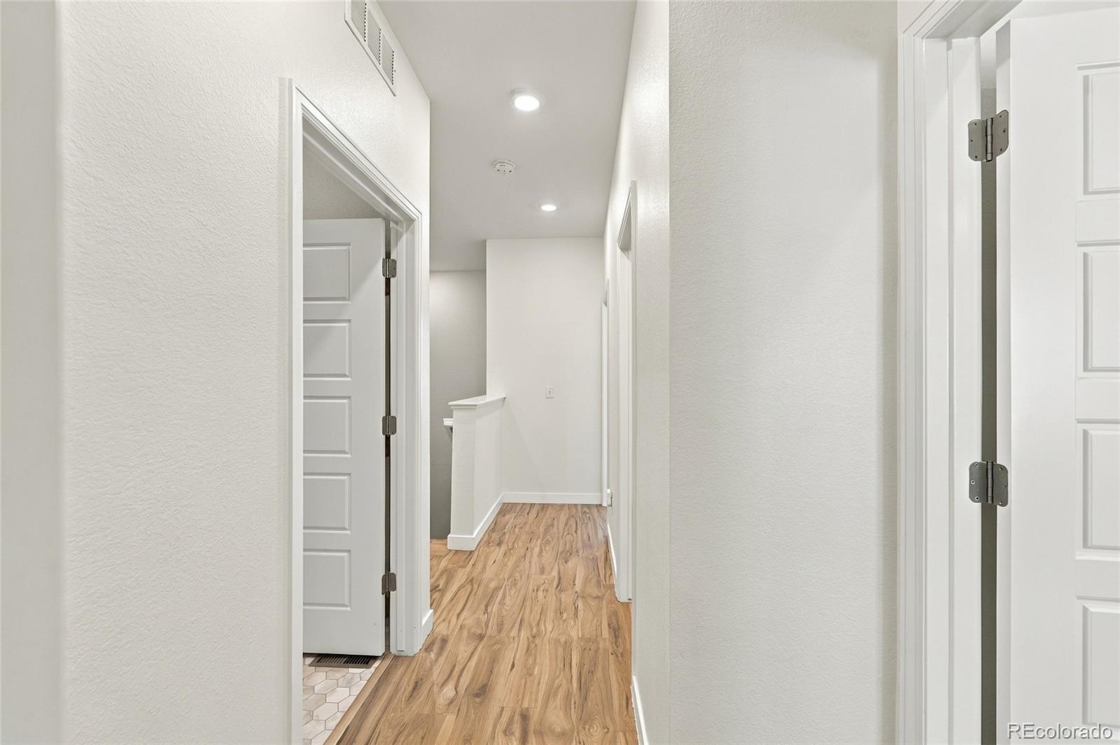 MLS Image #20 for 8806  fraser river loop,littleton, Colorado