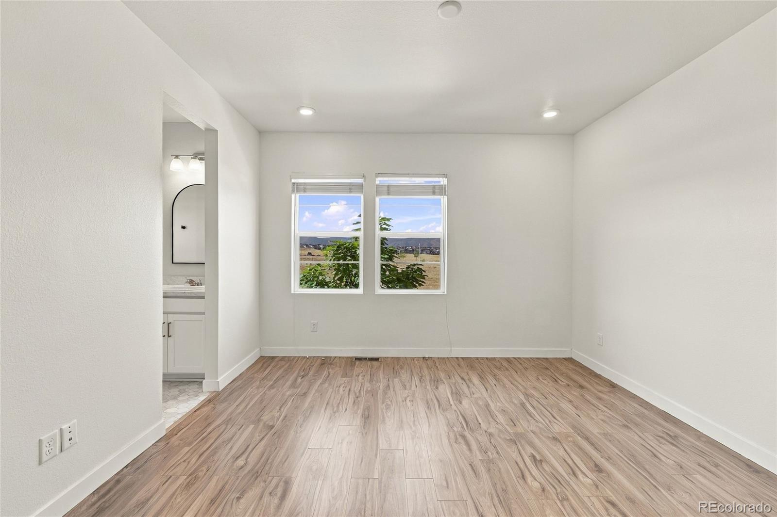 MLS Image #24 for 8806  fraser river loop,littleton, Colorado