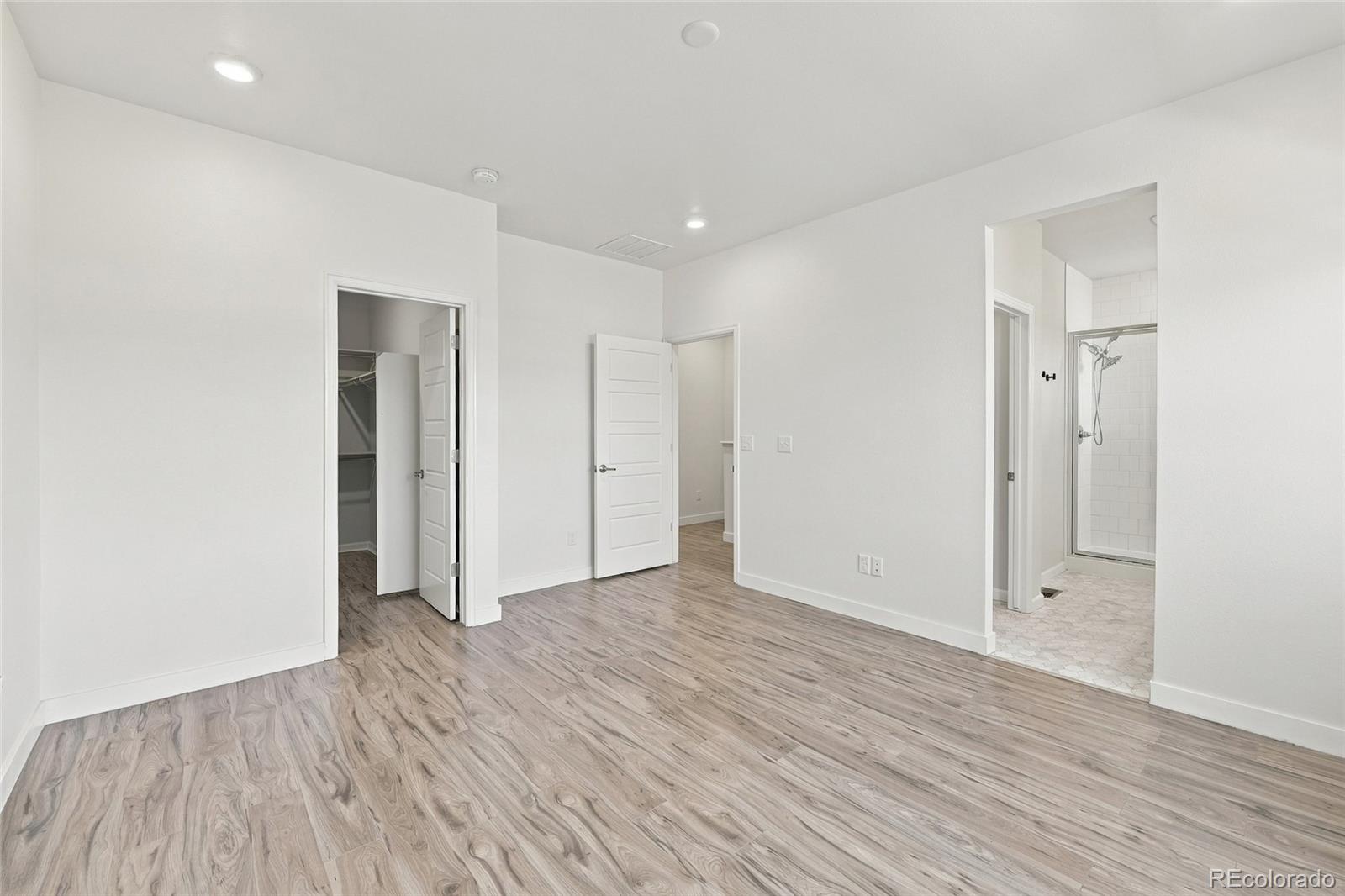 MLS Image #26 for 8806  fraser river loop,littleton, Colorado