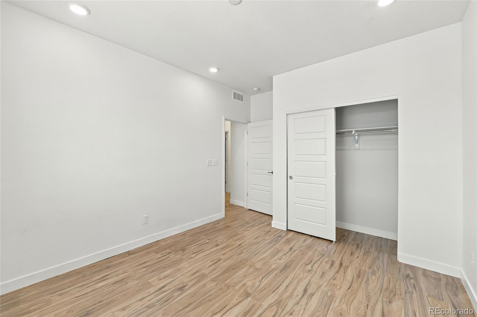 MLS Image #32 for 8806  fraser river loop,littleton, Colorado