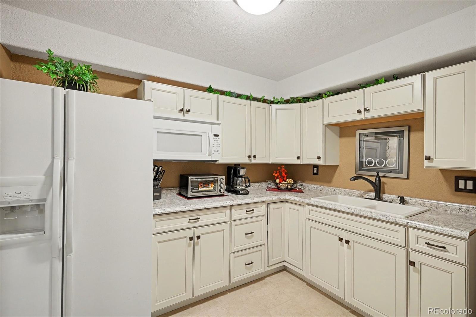 MLS Image #23 for 20536 e flora drive,aurora, Colorado