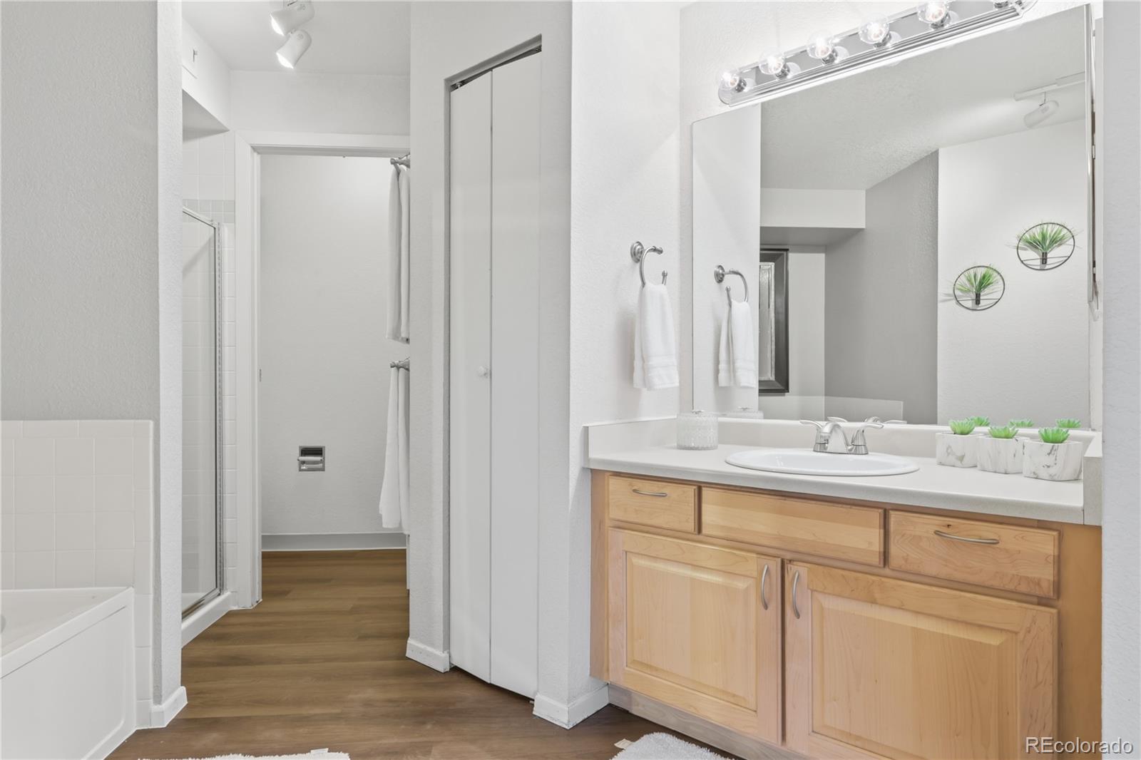 MLS Image #19 for 6001 s yosemite street,greenwood village, Colorado