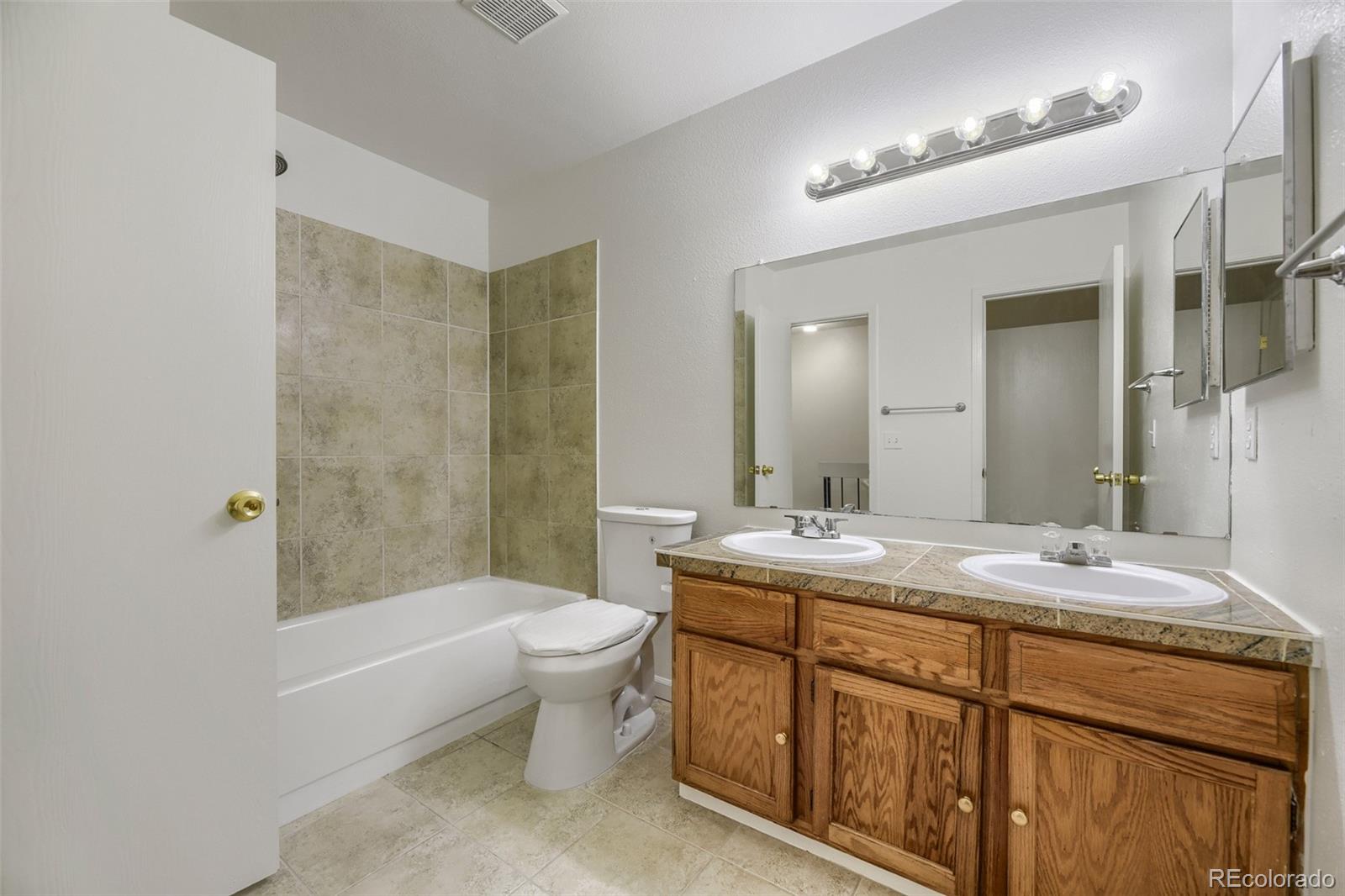 MLS Image #13 for 7474 e arkansas avenue,denver, Colorado